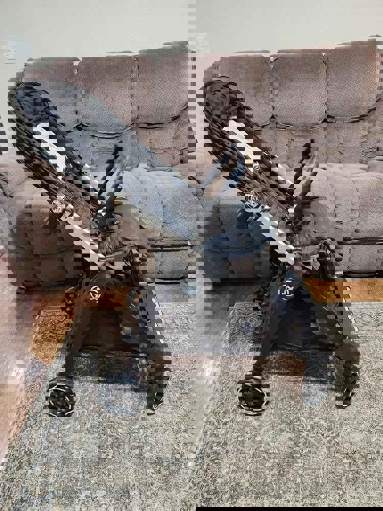 1258467