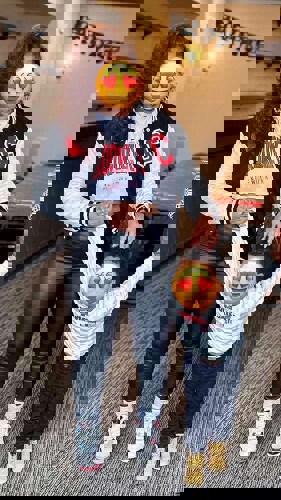 1284338