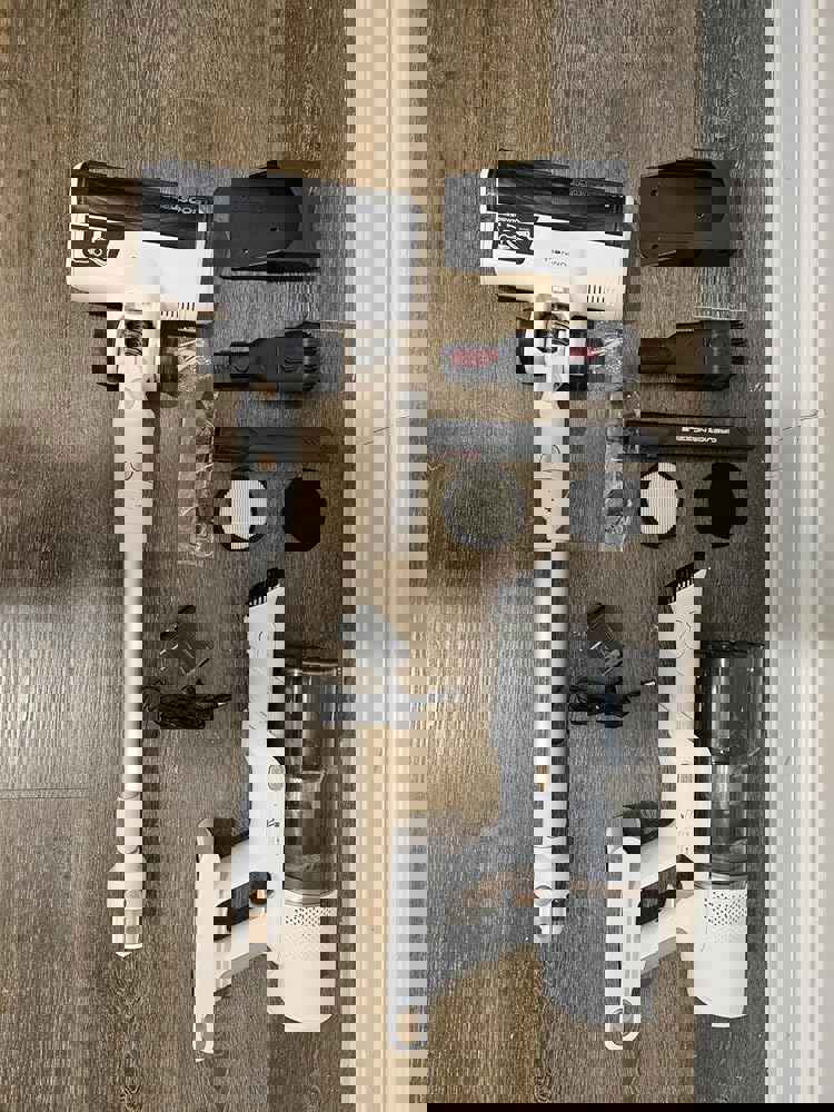 1294713