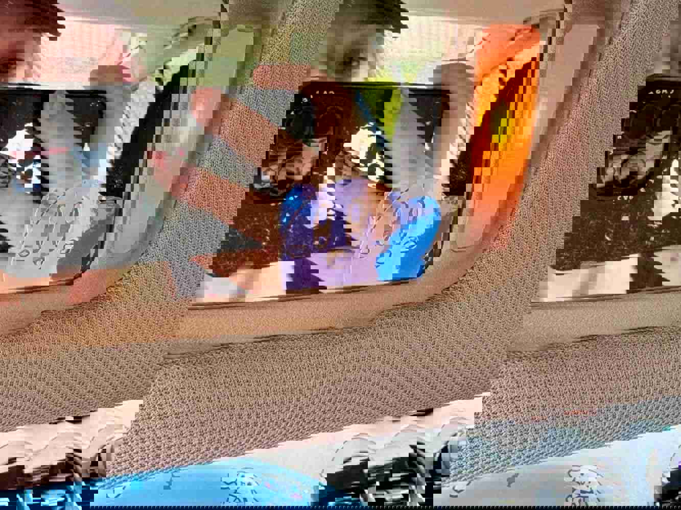 1297068