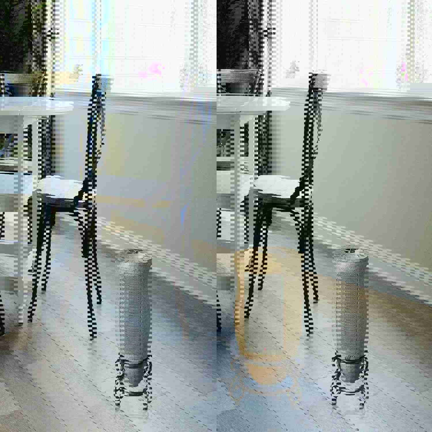 1303048