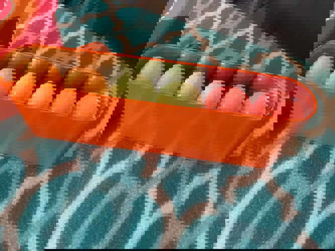 1294649