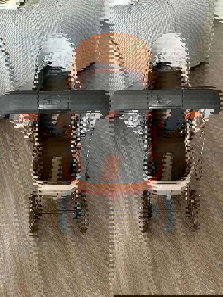 1297367