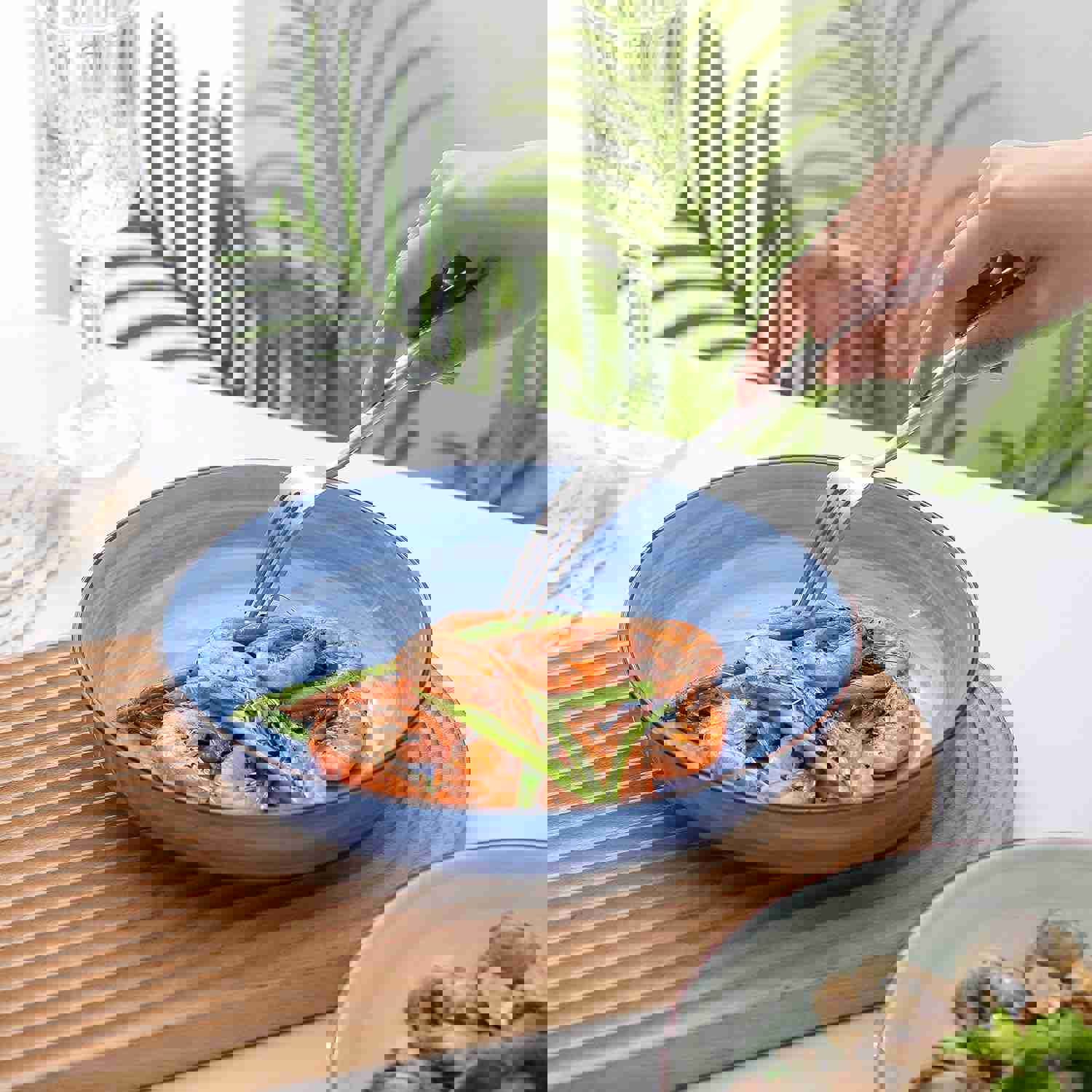 1301664