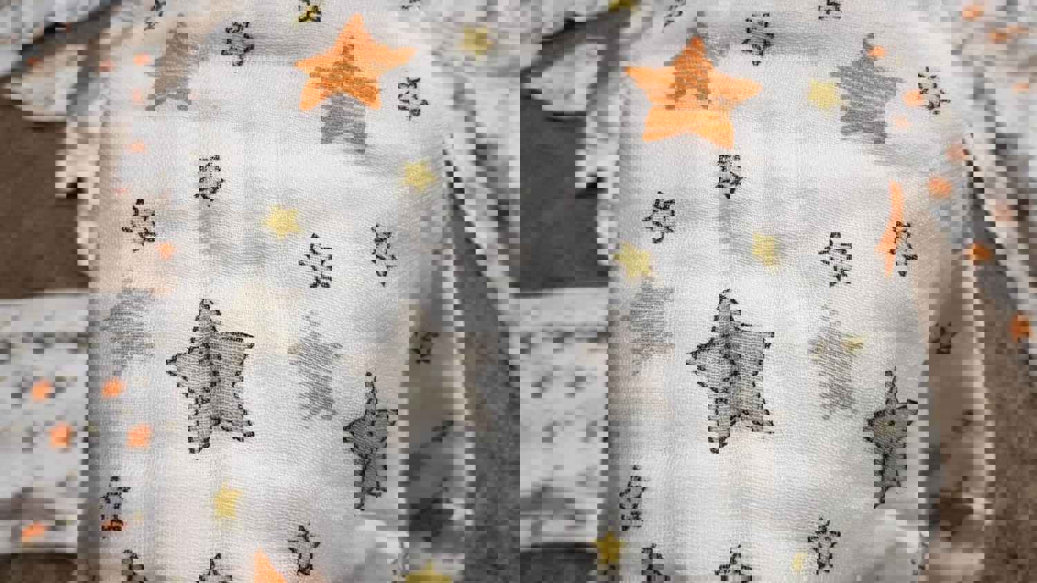 1301923