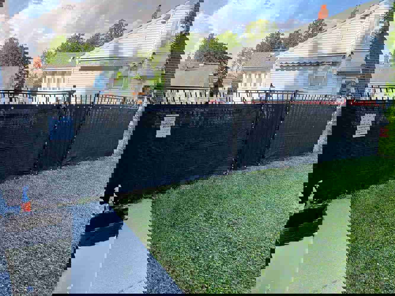 1293887