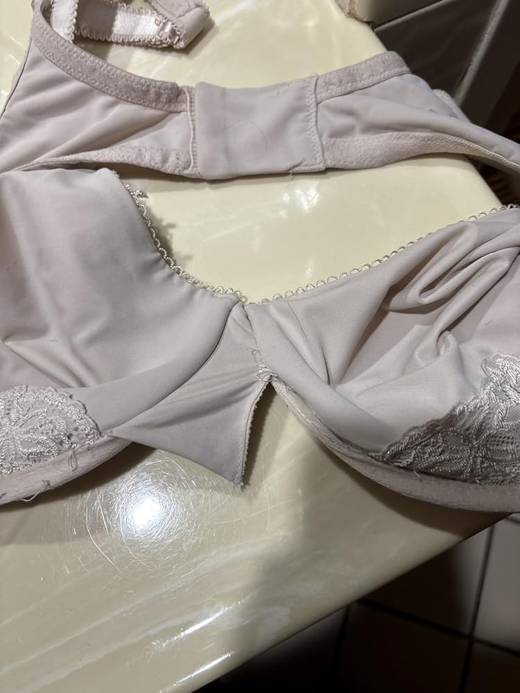 Olga Women's Plus Size Luxury Lift Underwire Bra: My Go-To Comfort & Support