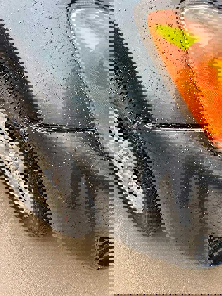 1307176