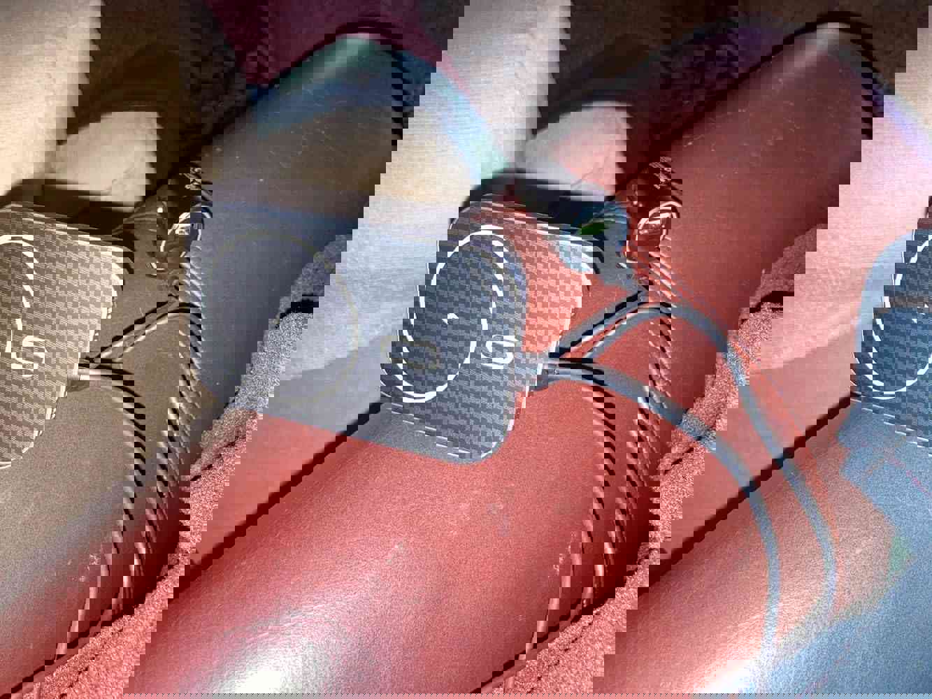 1294335