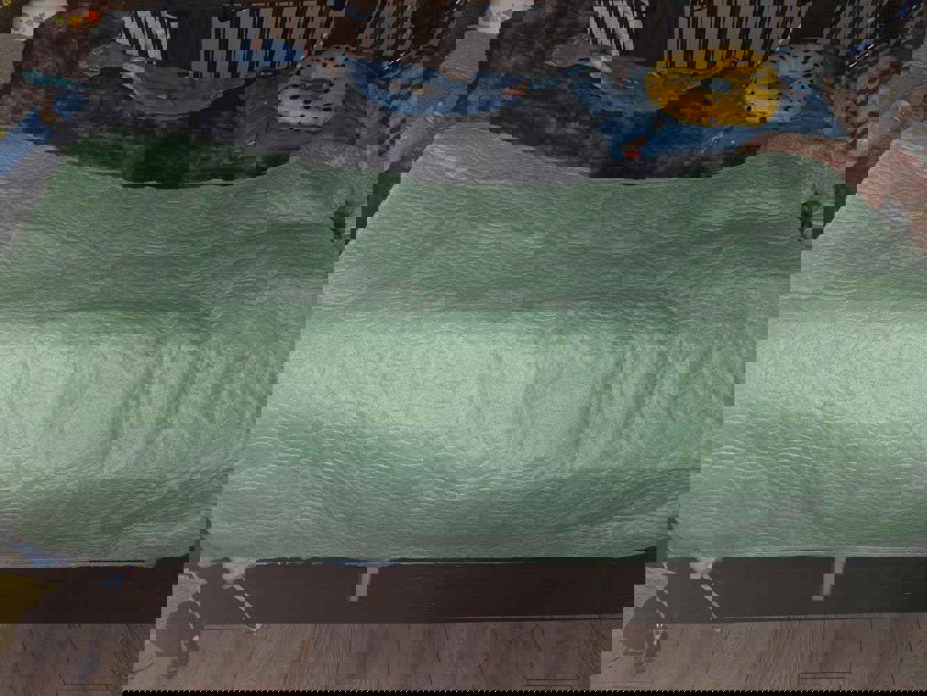 1298333