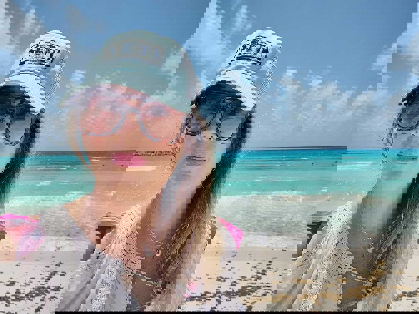1304552