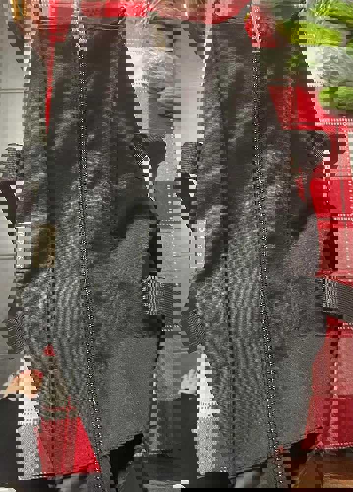 1304844