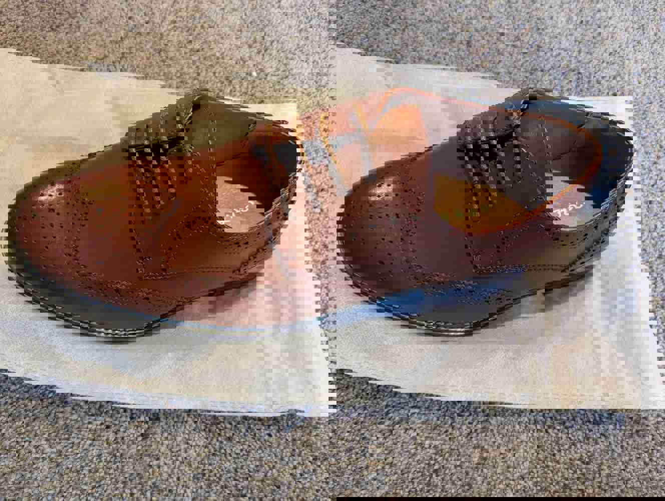 1301148