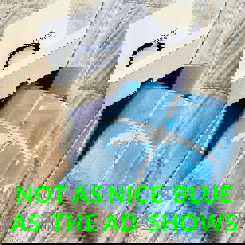 1303579