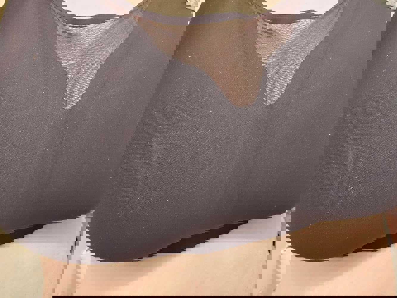 1296562