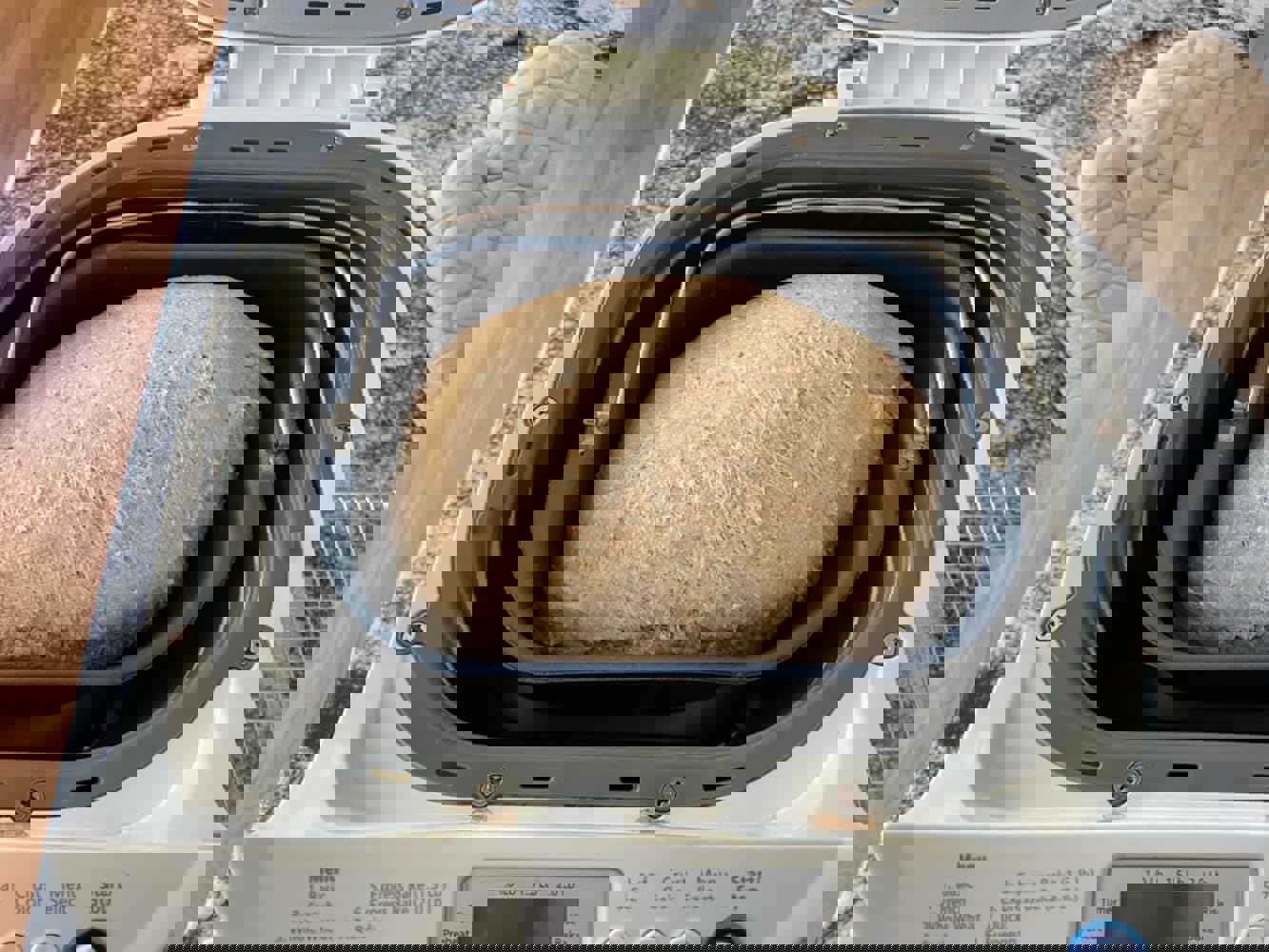 1294047