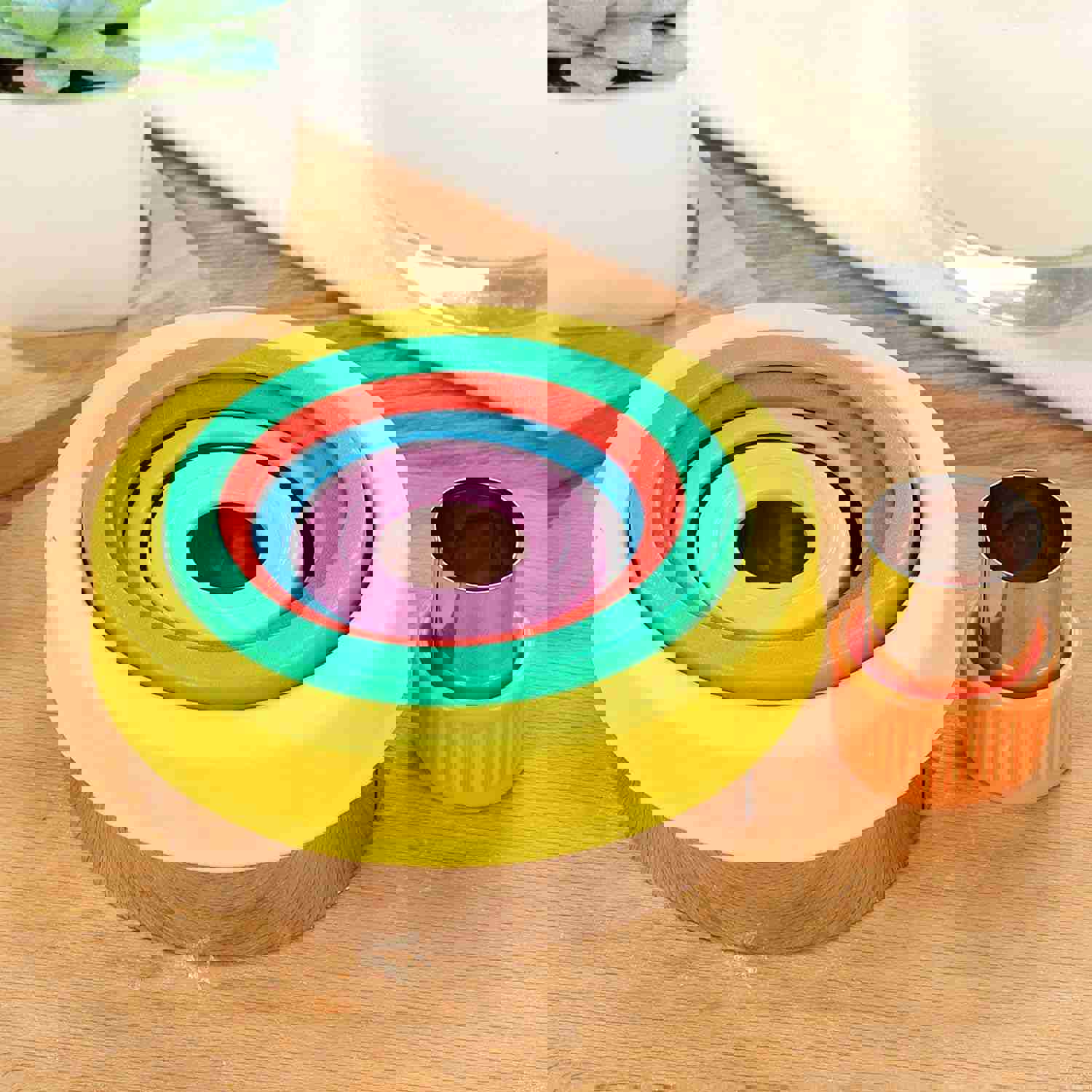 1310138