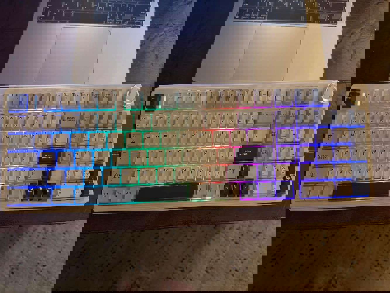1308689