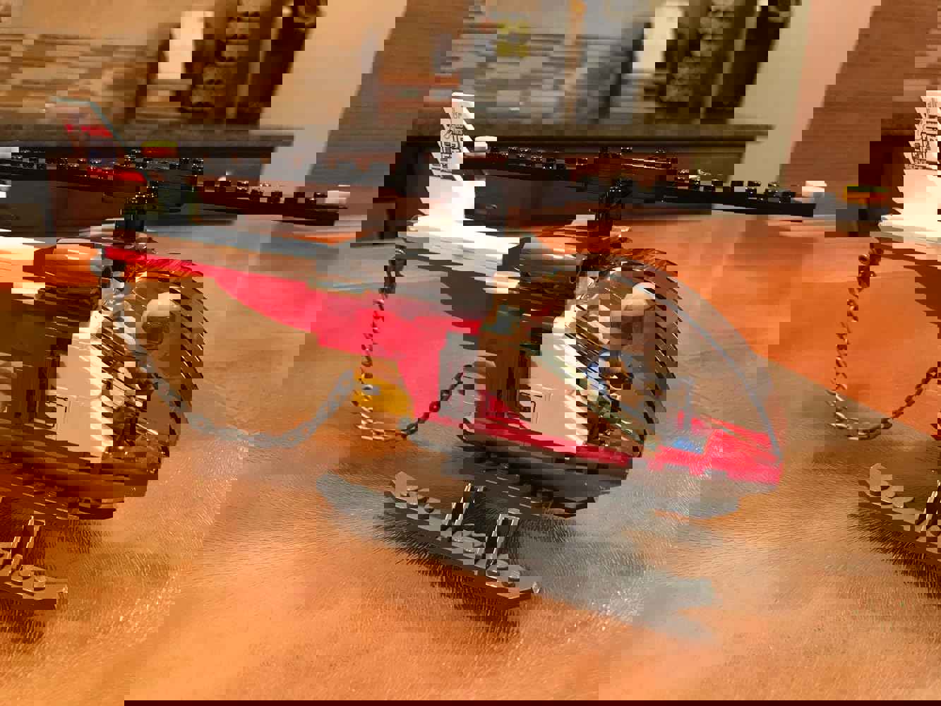1311083