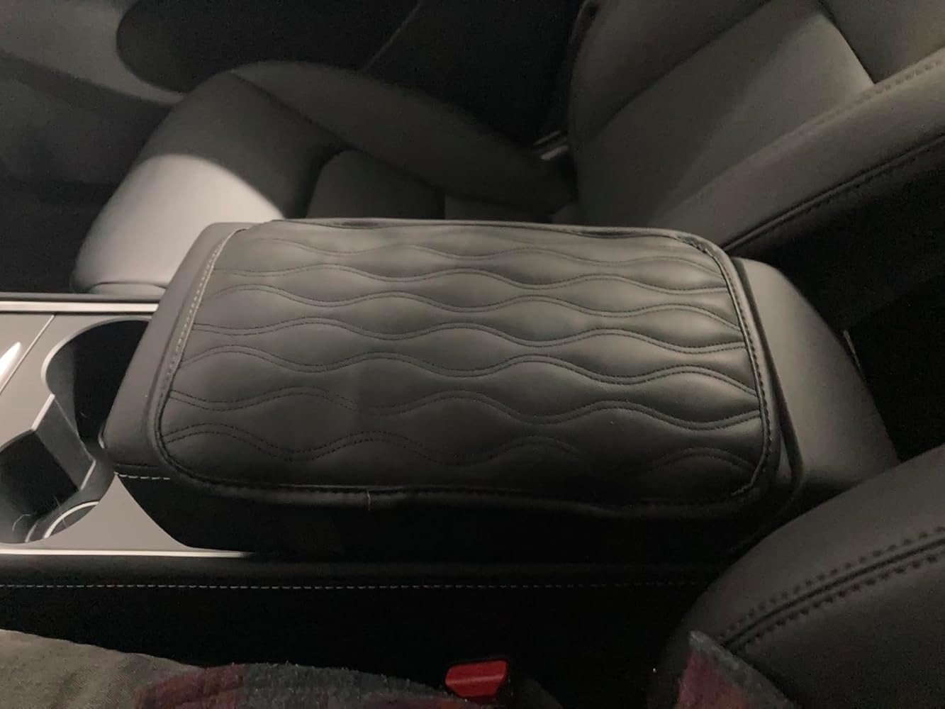 Amiss Auto Center Console Pad, Universal Waterproof Car Armrest Seat Box Cover, Car Interior Accessories, Leather Auto Armrest Cover Protector for Most Vehicle, SUV, Truck, Car (Beige)