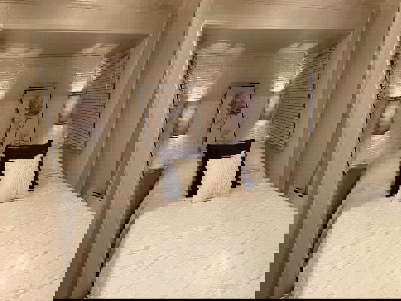 1315183
