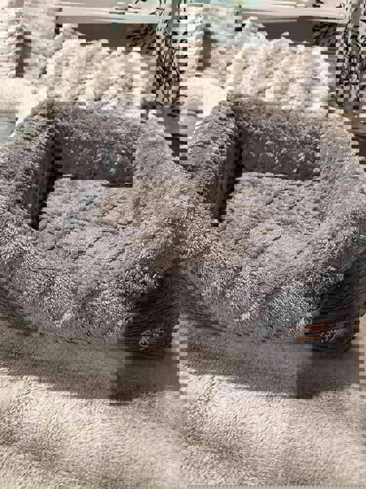 1315745