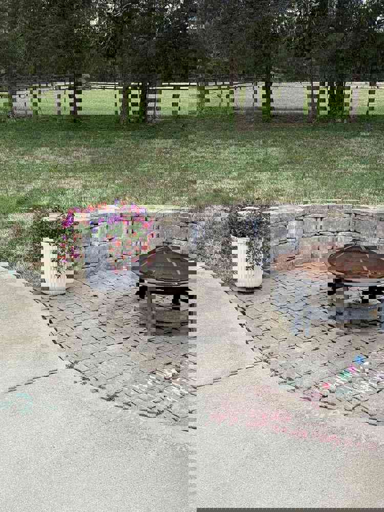 1366228