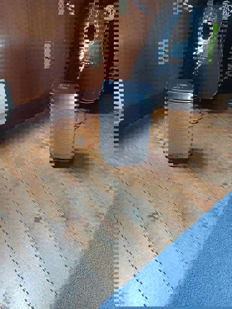 1484299