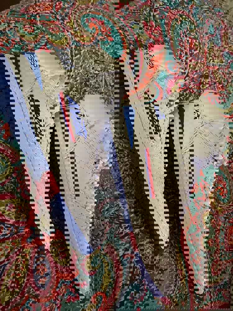 1501817