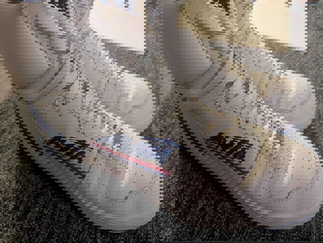 1501810