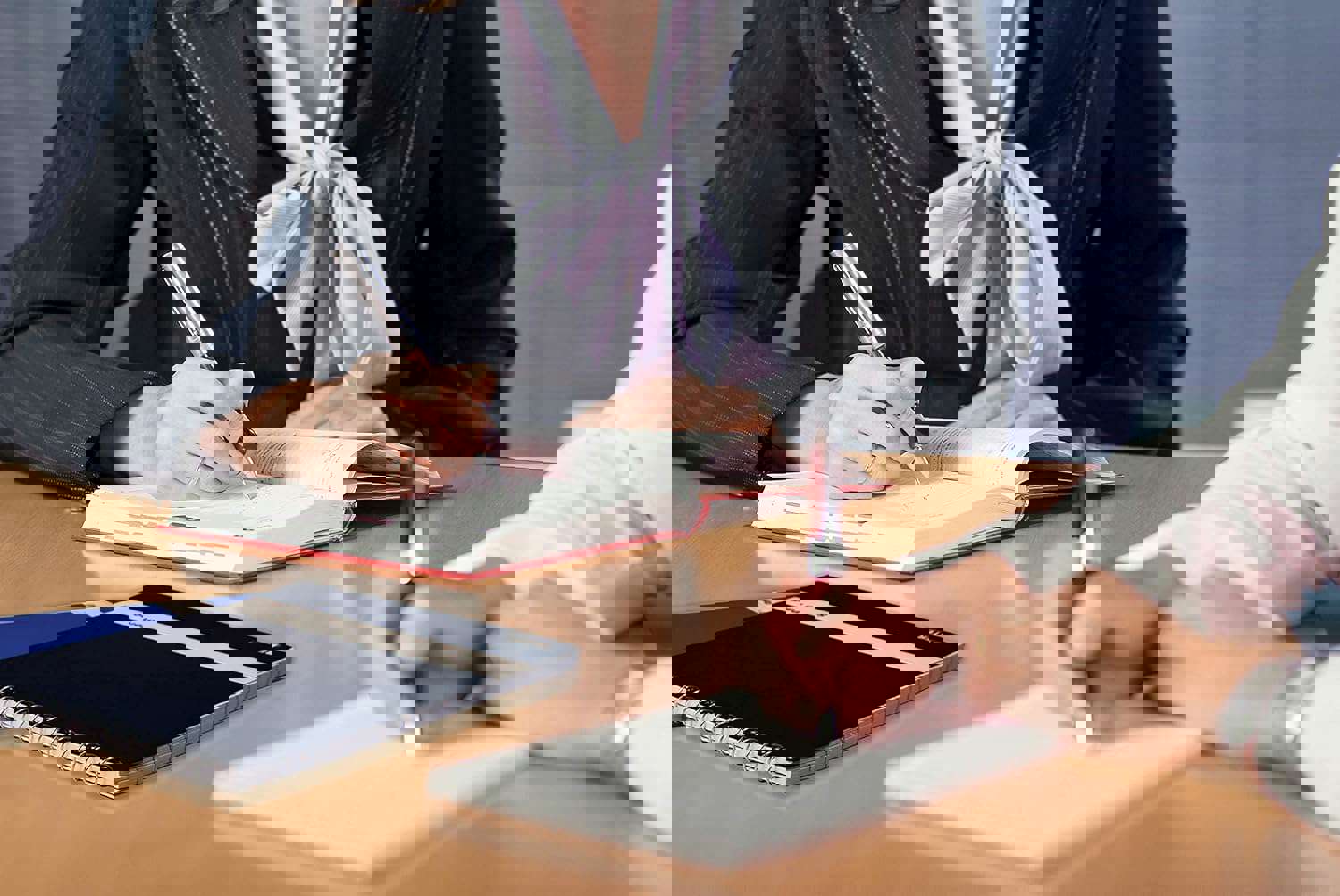 1510305