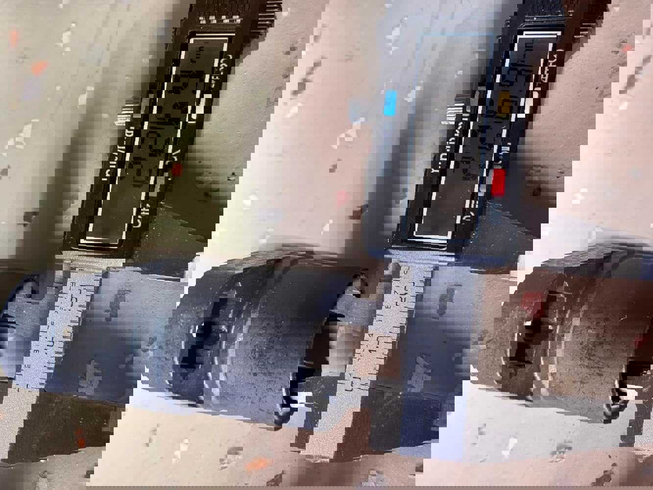 1523451