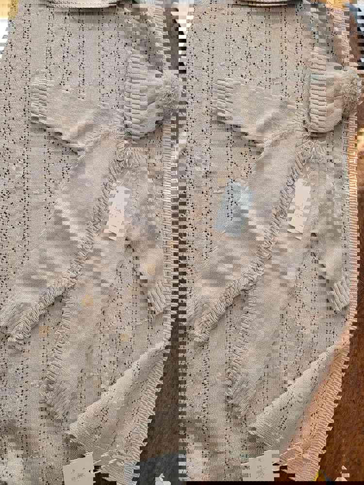 1535588