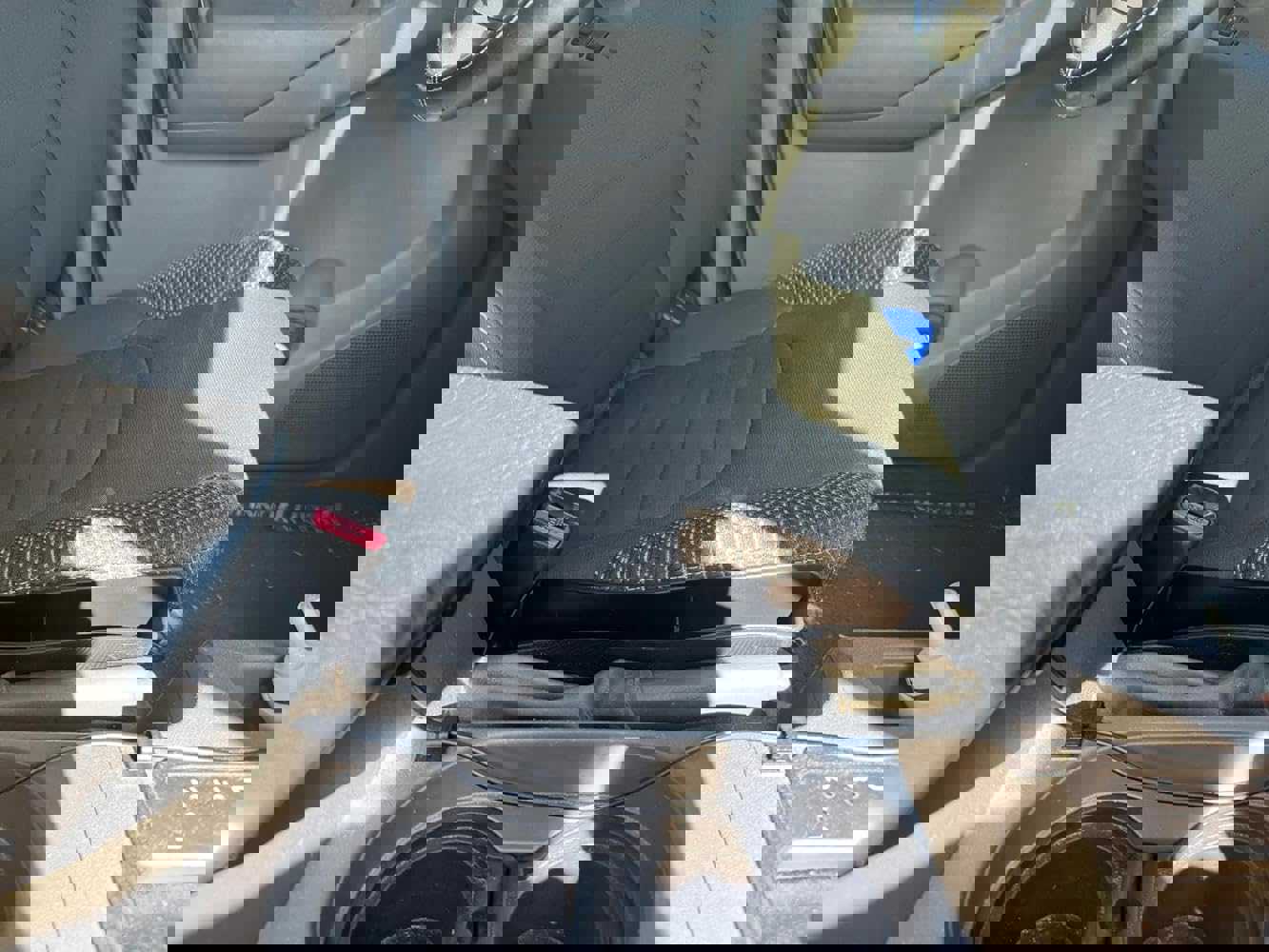 1536092