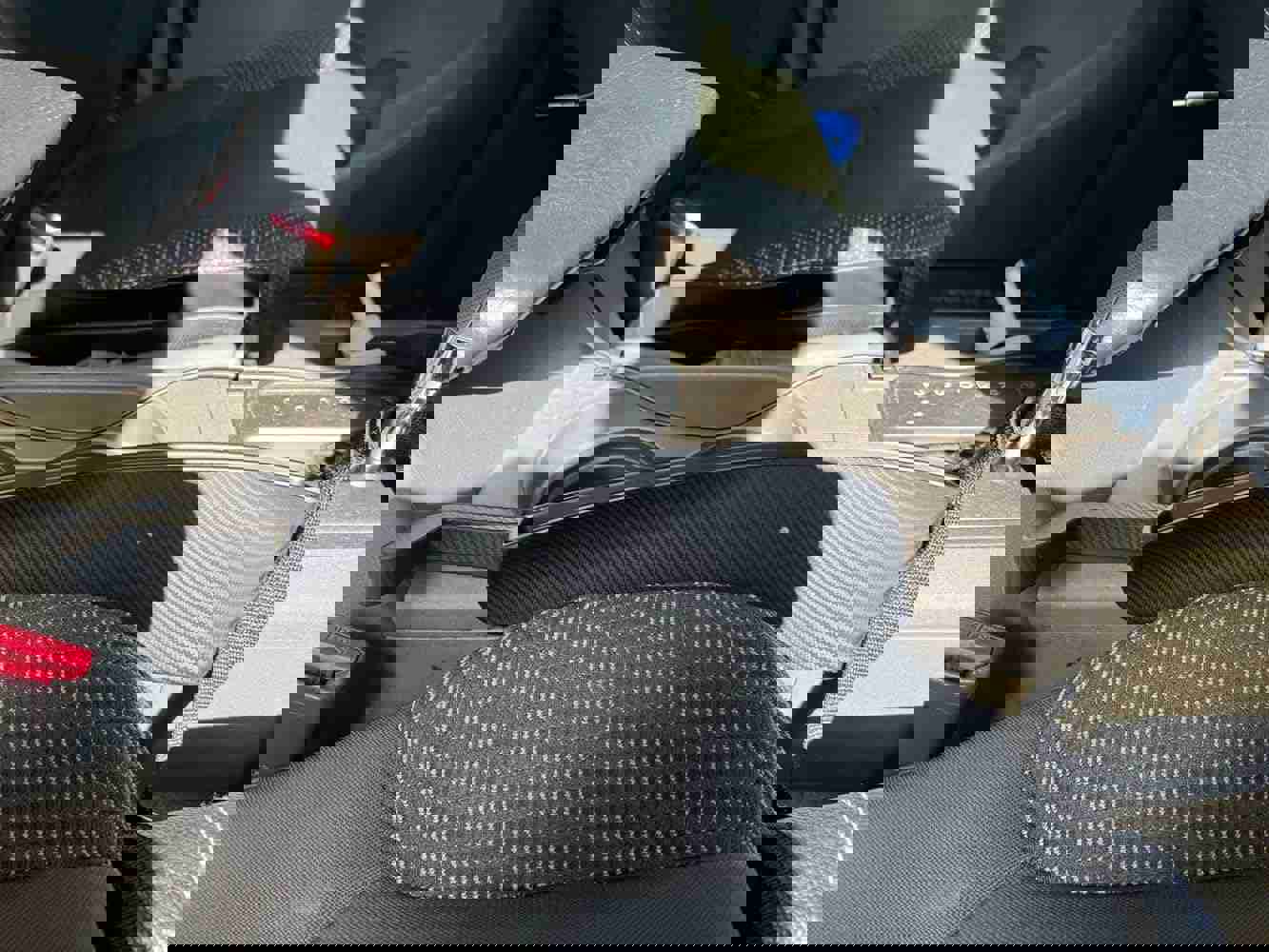 1536095