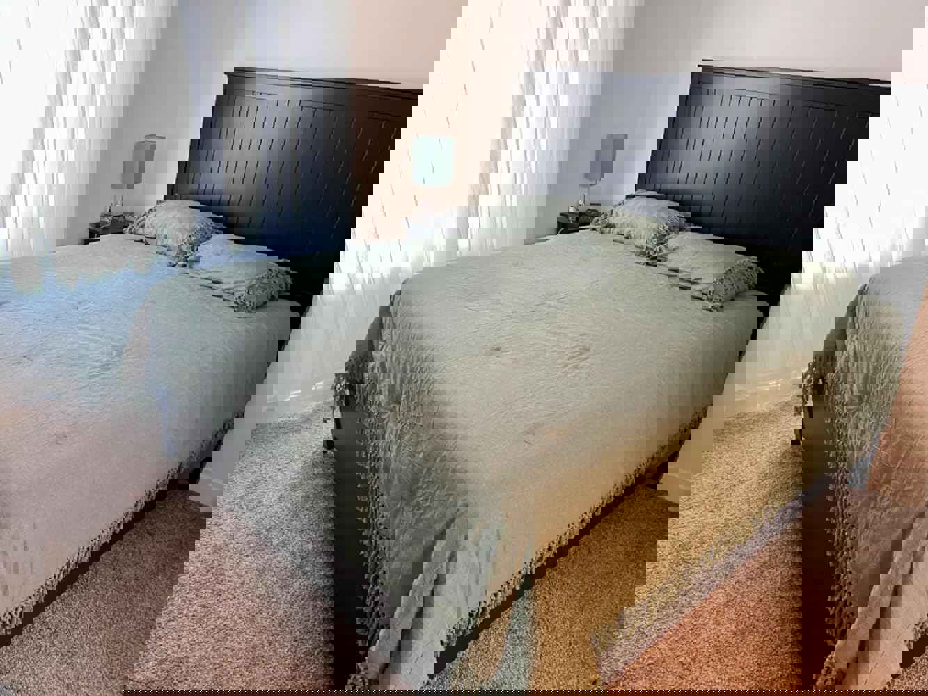 1536261