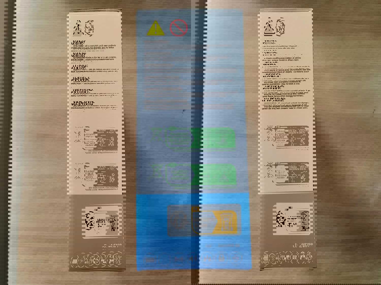 1537157