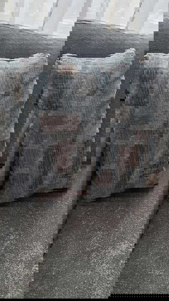 1537172
