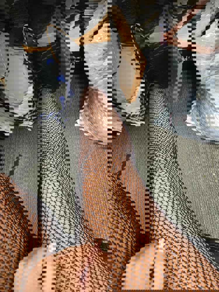 1537547