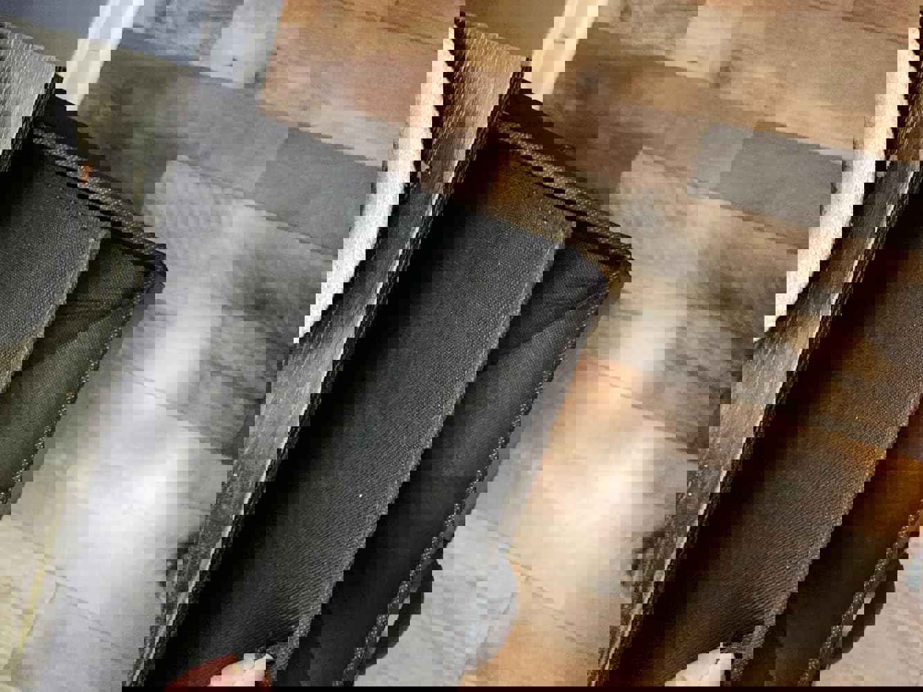 1537507