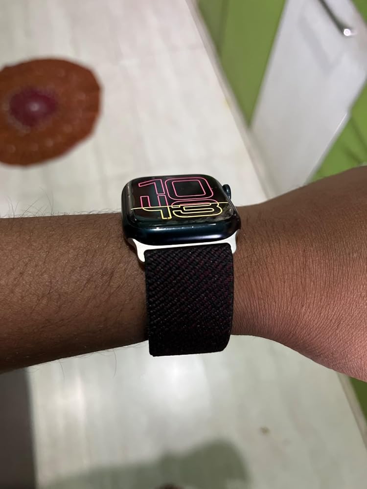 1537749