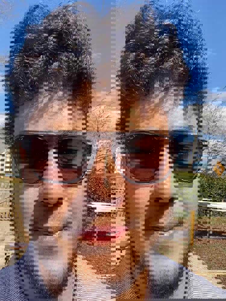 1538313