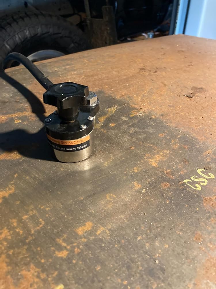 Arc-Zone 300 Amp Magnetic Welding Ground Base Clamp with On/Off Switch for Weld Tool Kit and Accessories
