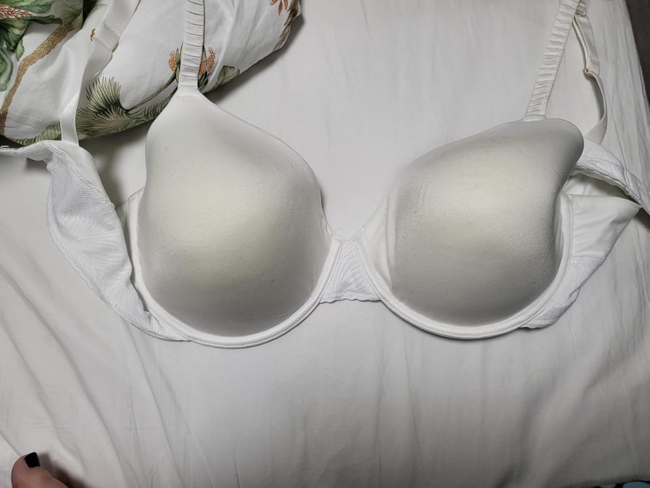 Vanity Fair Women's Effortless Underwire Bra, Buttery Soft Fabric & Lightweight Memory Foam Cups up to DD