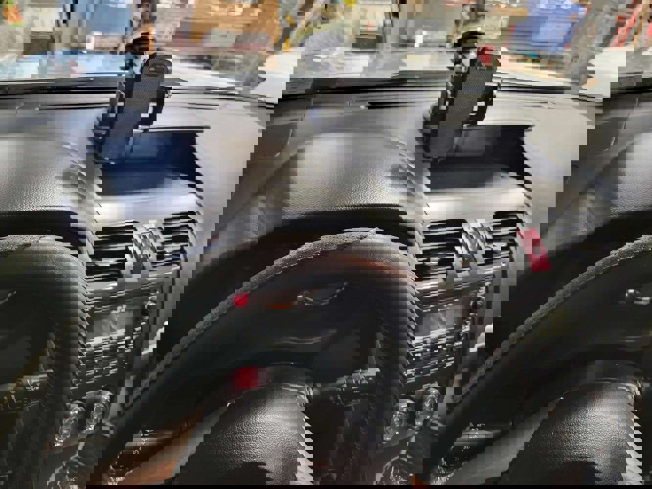 1539986