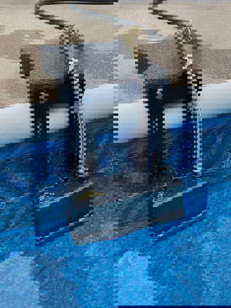 1540332