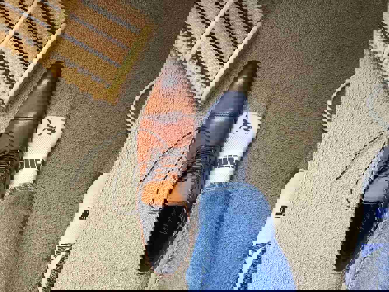 1540468