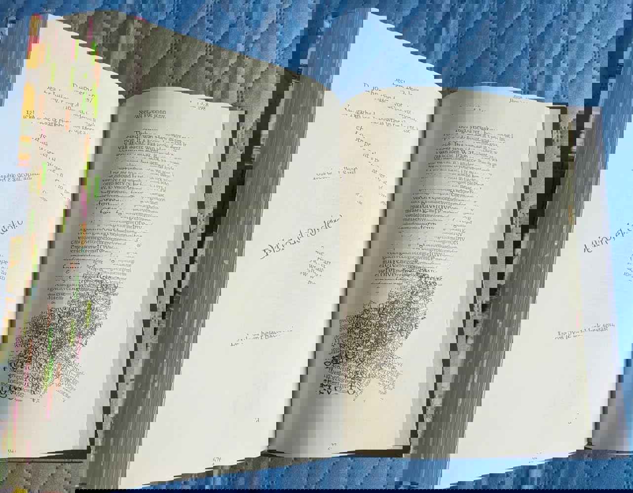 1540049