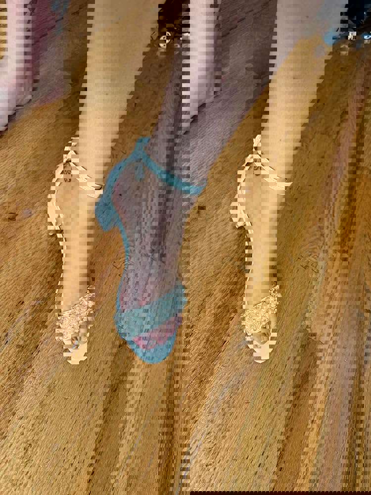 1540633