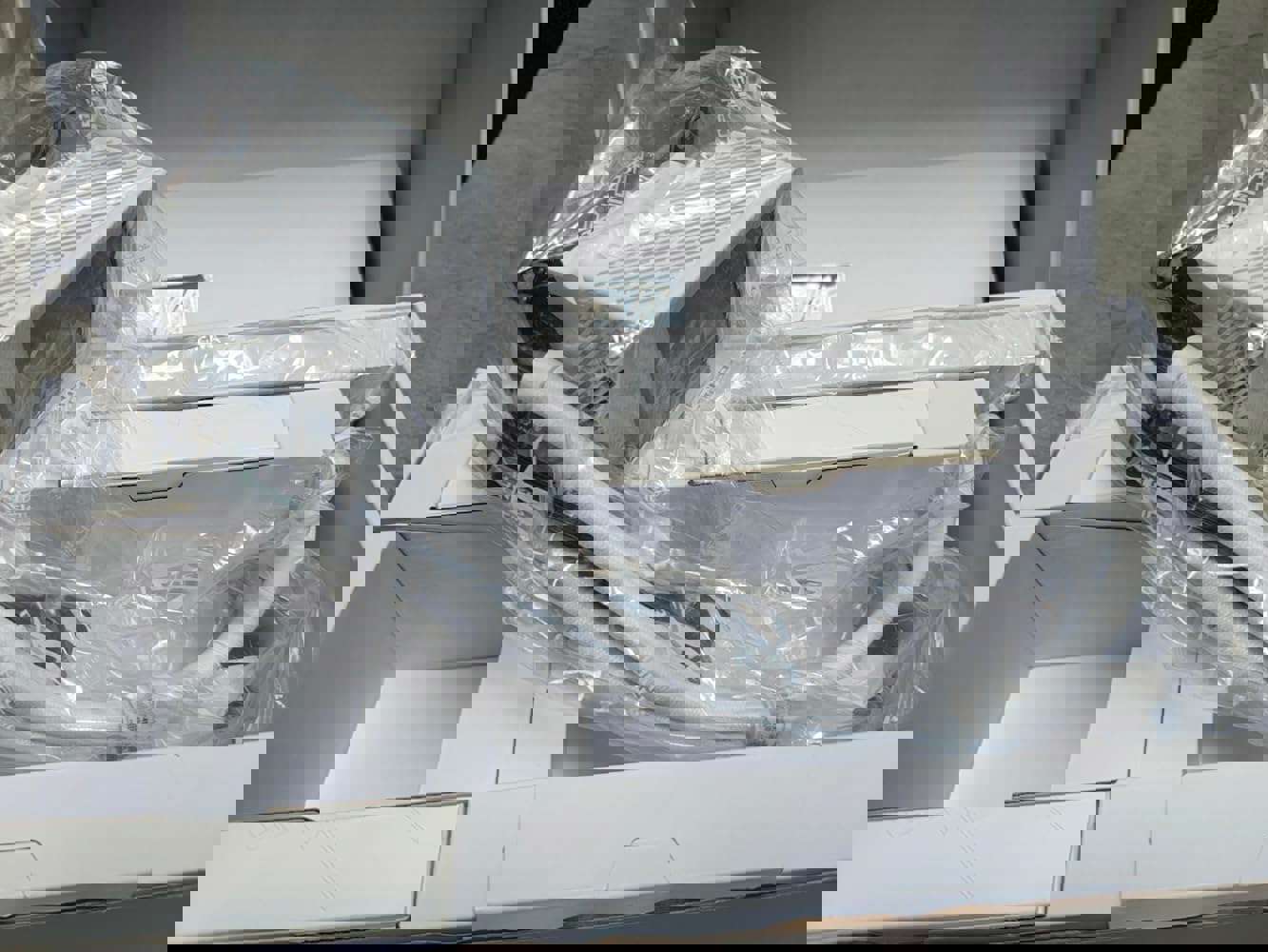 1540754